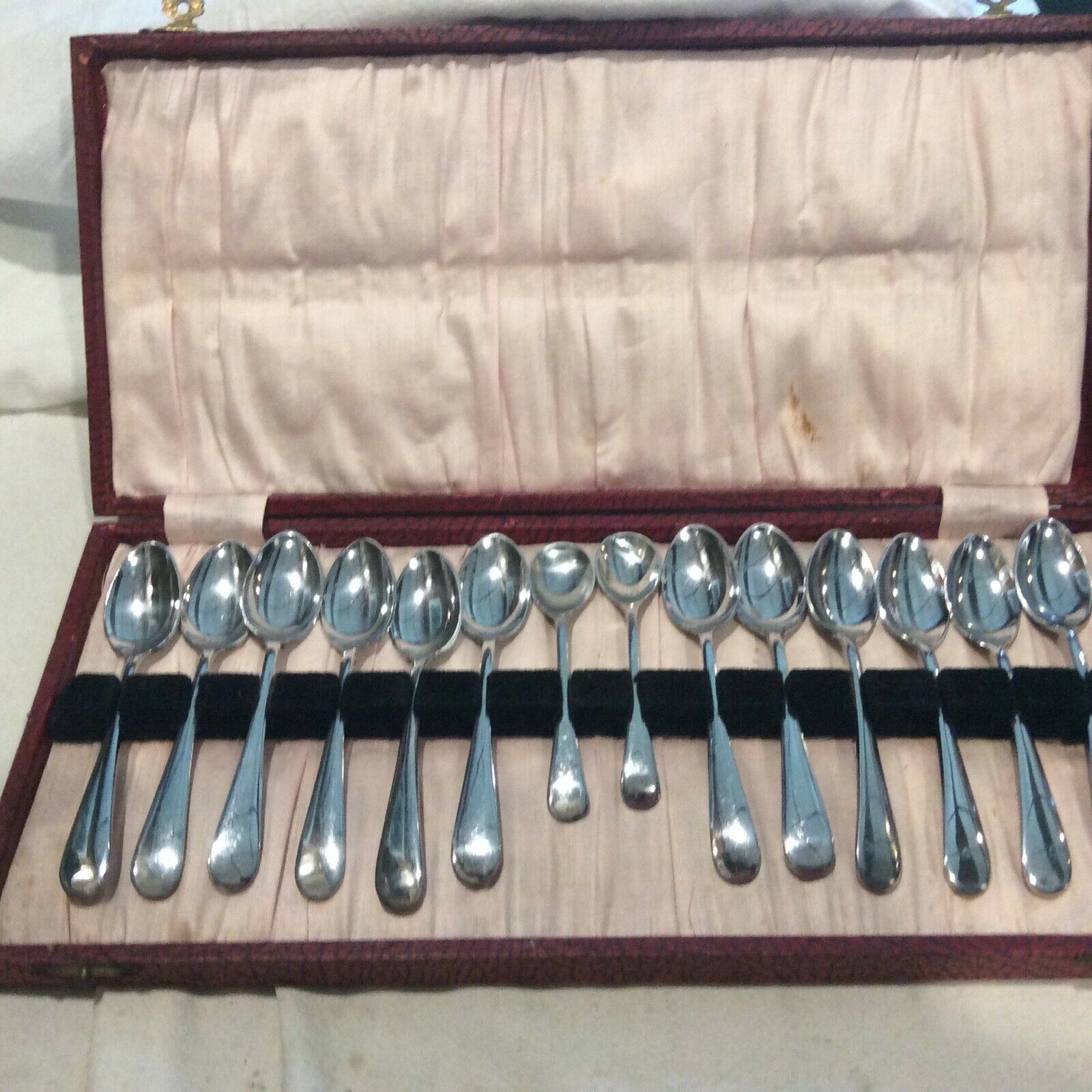 Vintage 14 Chromium Plated Spoons In Original Case England