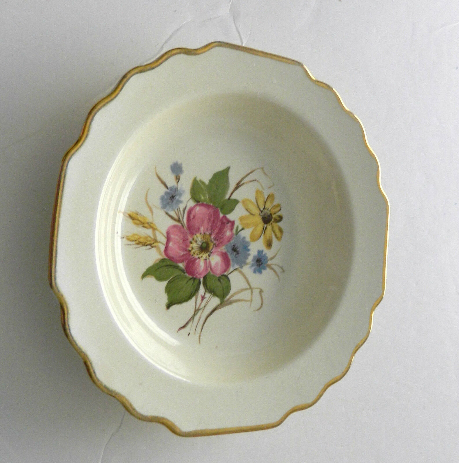 W. S. George Lido Soup Cereal Bowl Wildflowers Canarytone Gold Trim Scalloped