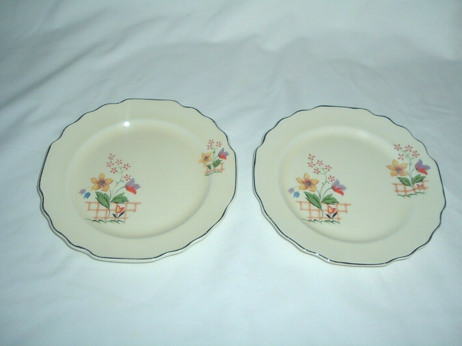 2 Gaylea Lido Canarytone W. S. George China Dinner Plate 9 1/2"